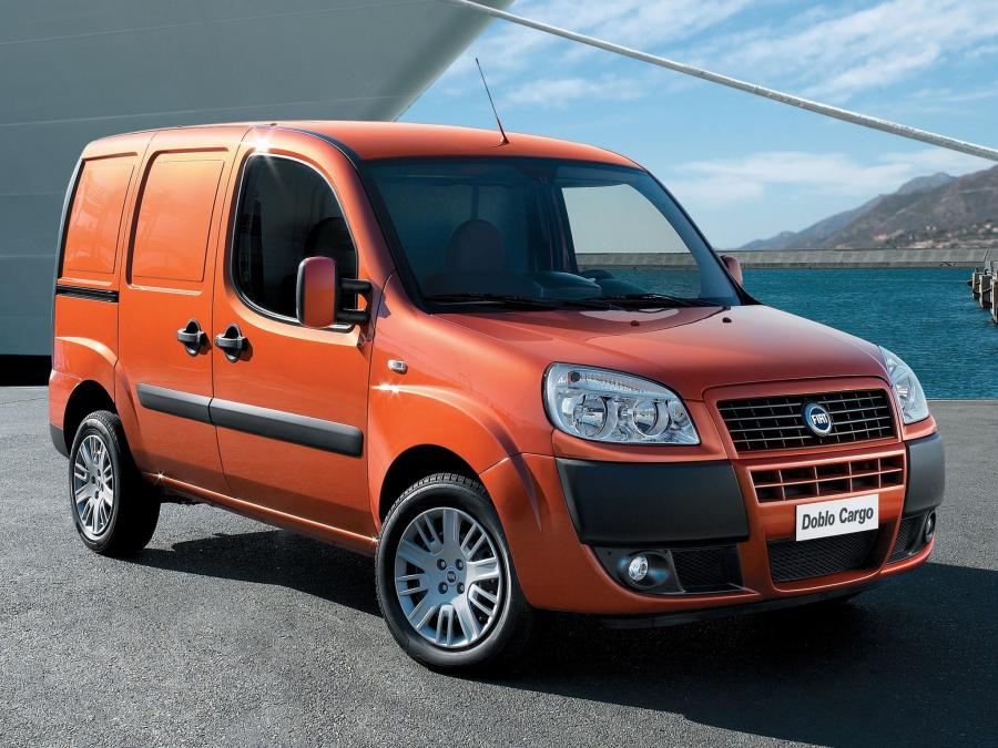  Fiat Doblo Cargo 2005 года  (фото 6 из 8)